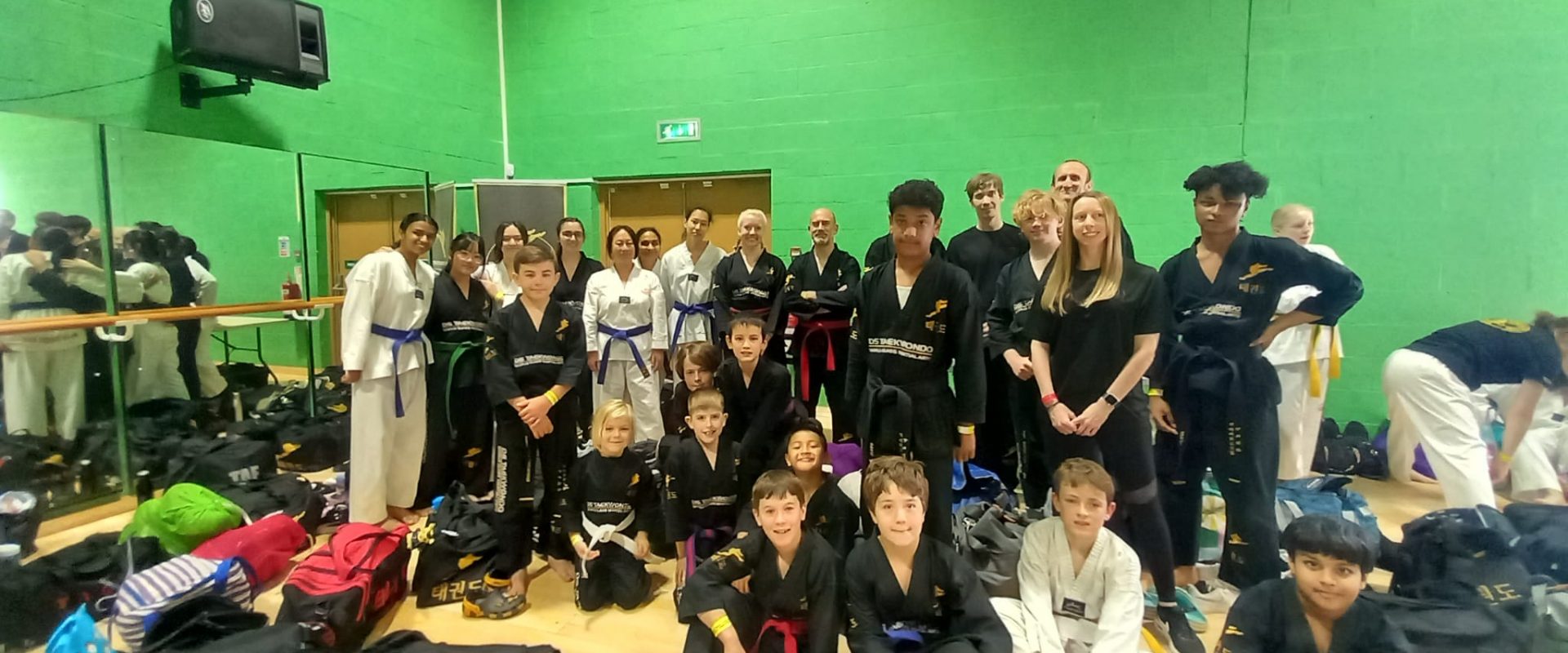 Permalink to: Featured Slider photo 02